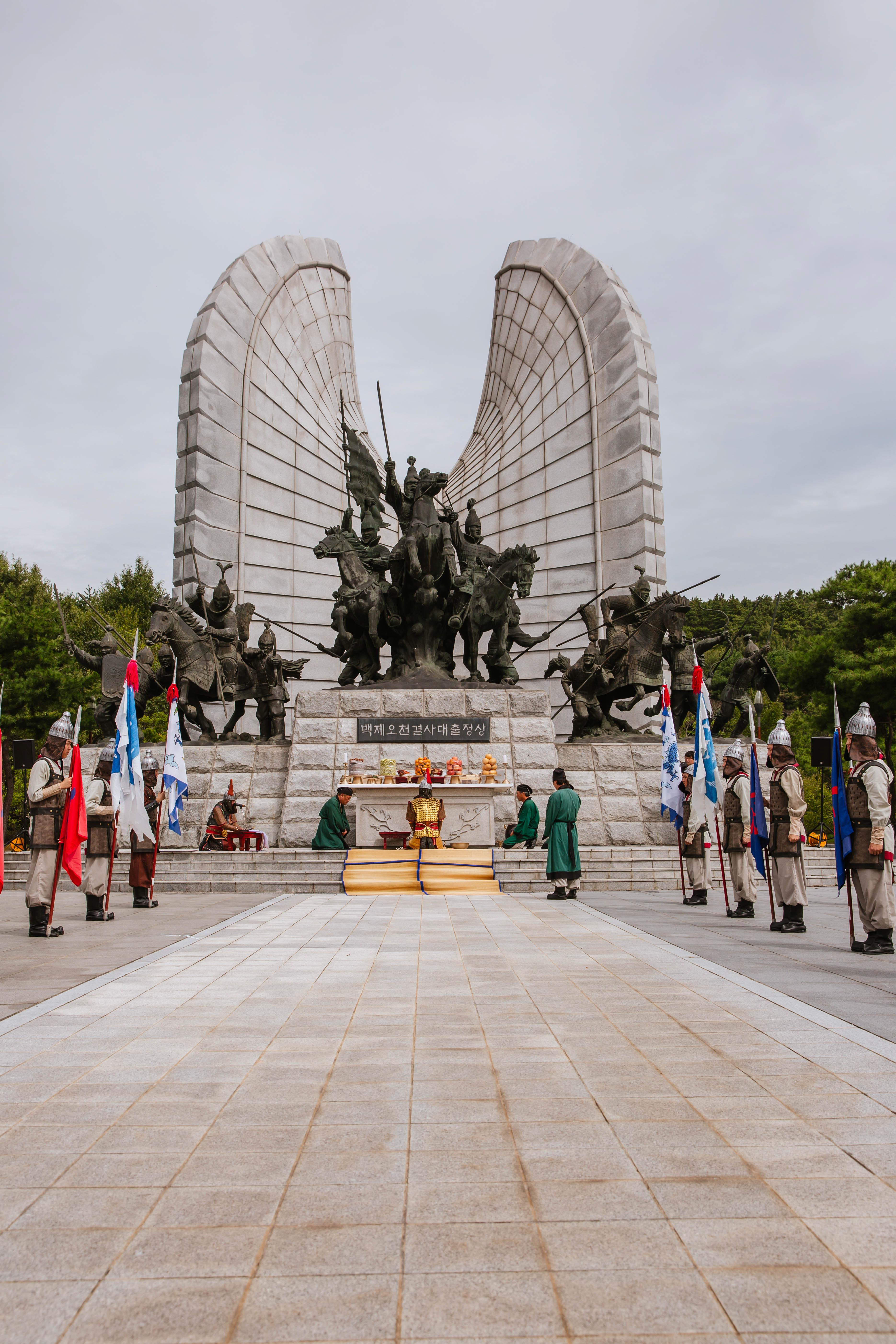 10. 오천결사대충혼제(부여) (2).jpg